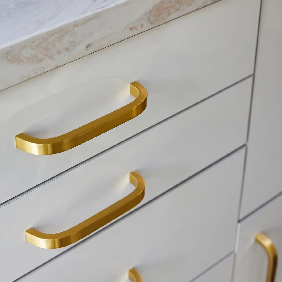 Curved Brass Cupboard Bar Handle - Satin Brass - Hole Centre 128mm - Image 5