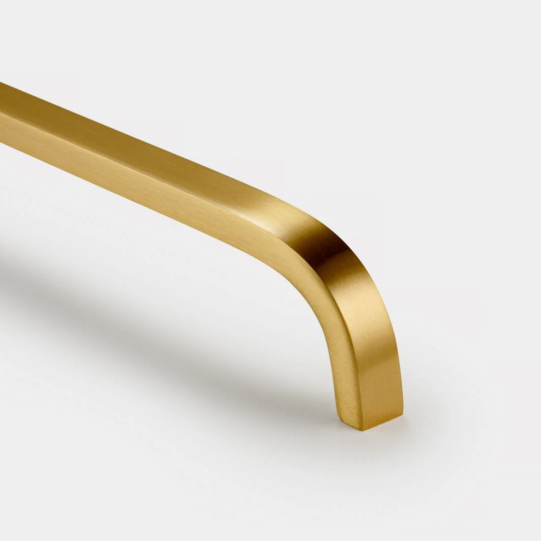 Curved Brass Cupboard Bar Handle - Satin Brass - Hole Centre 448mm