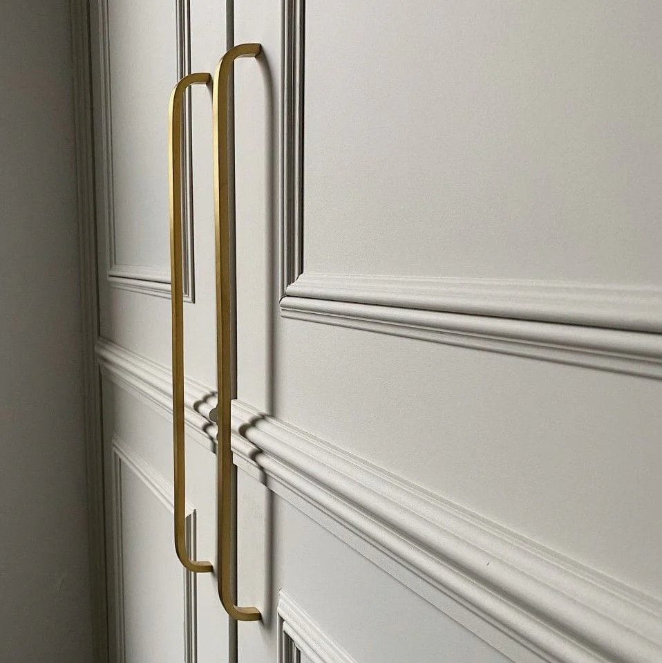 Curved Brass Cupboard Bar Handle - Satin Brass - Hole Centre 448mm - Image 8