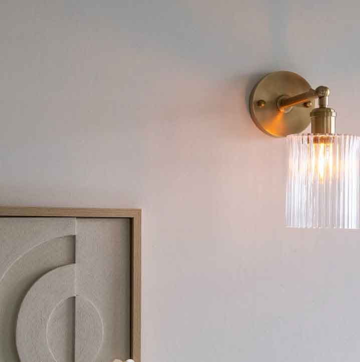 Henley Cylinde Petite Ribbed Glass Wall Light - Brass - Image 5