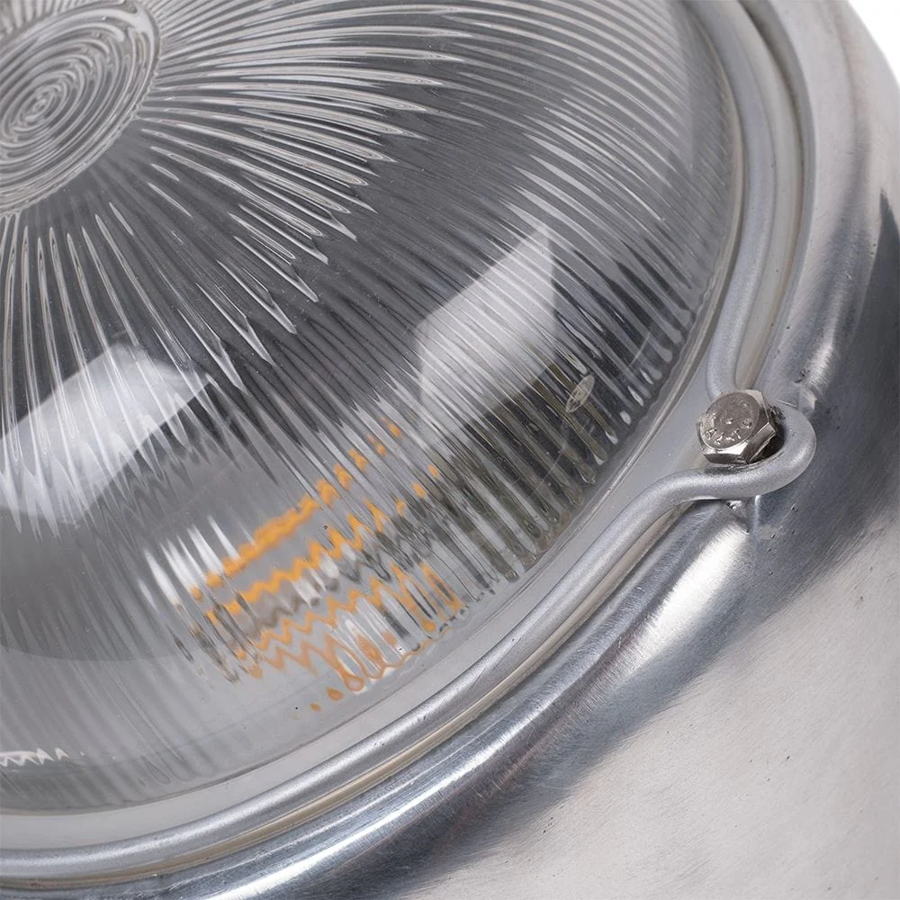 Kingly Aluminium IP66 Rated Wall Light - The Outdoor & Bathroom Collection - Image 4