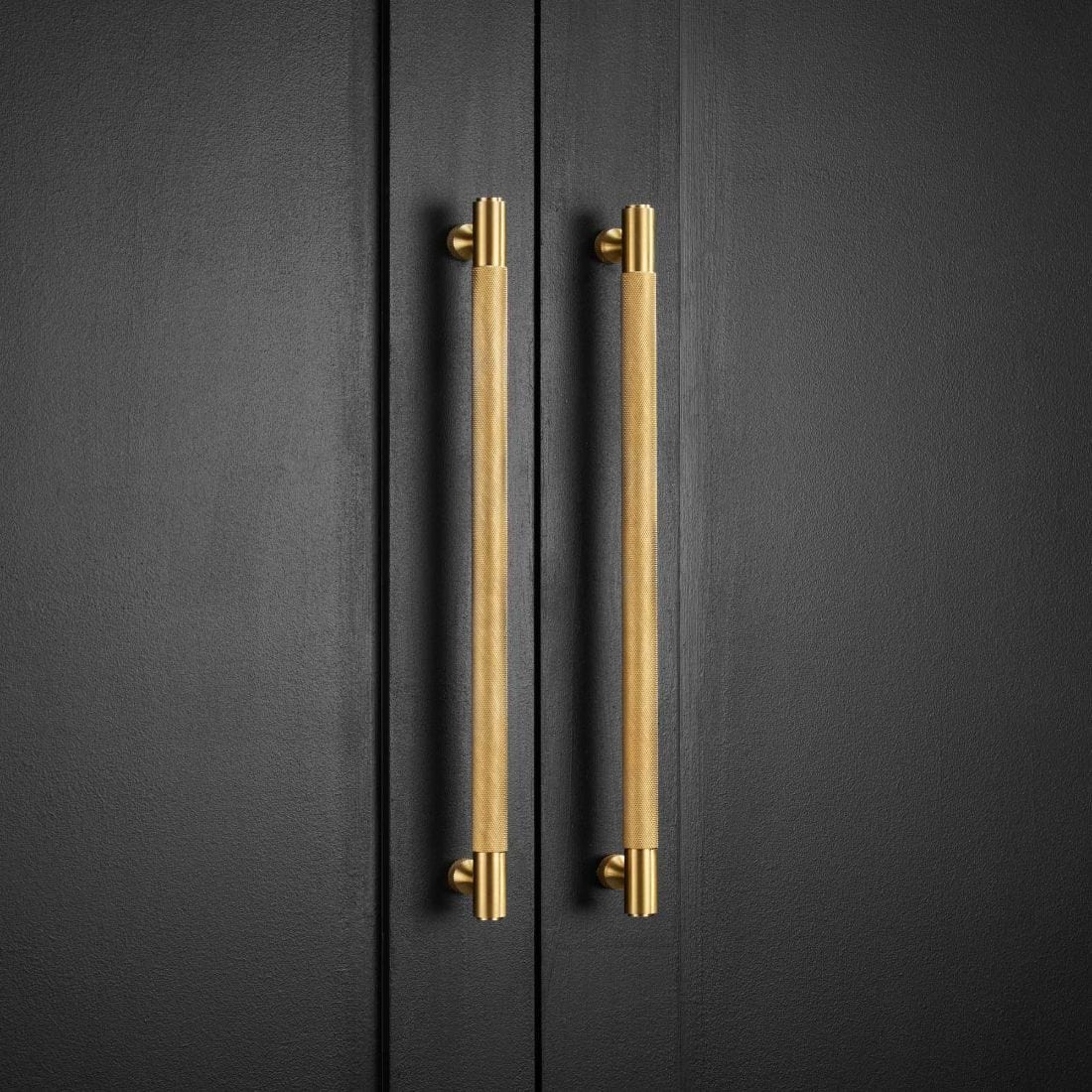Knurled Brass Cupboard Bar Handle - Satin Brass - Hole Centre 160mm - Image 3