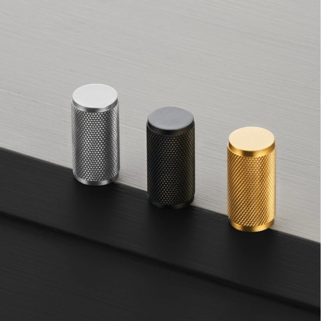 Knurled Cylinder Brass Cupboard Door Pull Handle - Satin Brass - Image 3
