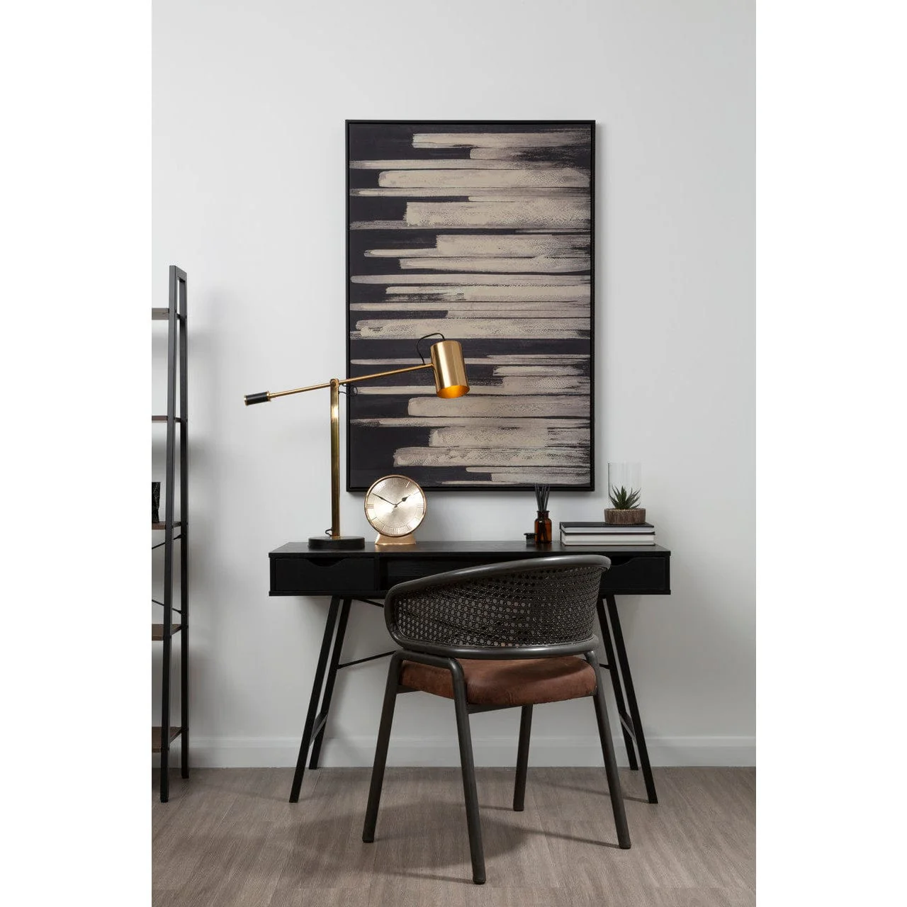 Mano Black & Gold Table Lamp - Image 5