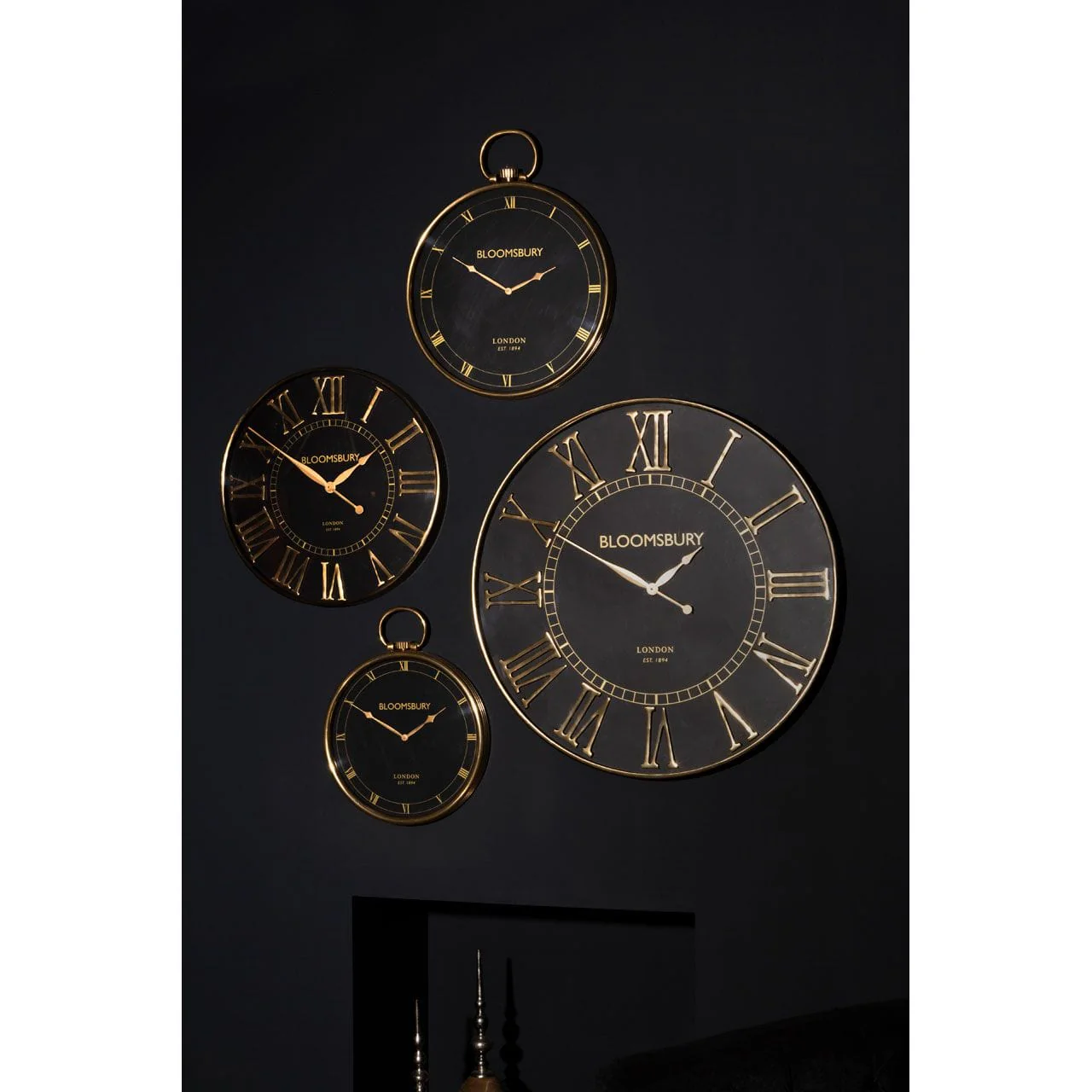 Mateo Small Pocket Style Wall Clock - Image 3
