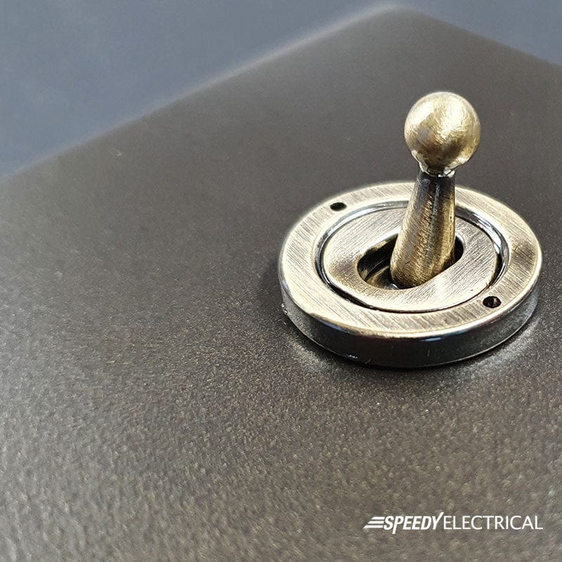 Screwless Bronze 13A Switched FCU - Image 2