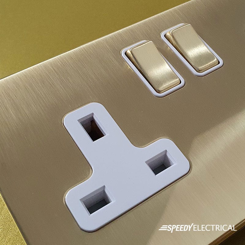 Screwless Brushed Brass 10A 6 Gang 2 Way Light Switch - Image 3