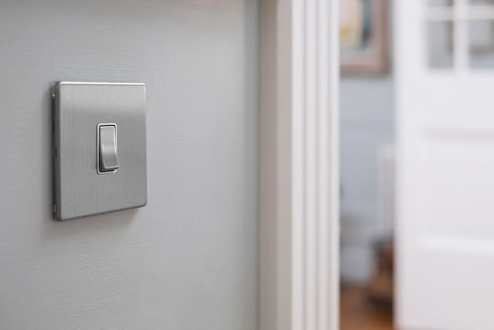 Screwless Brushed Chrome 13A 2 Gang Double Pole Plug Socket - Image 5