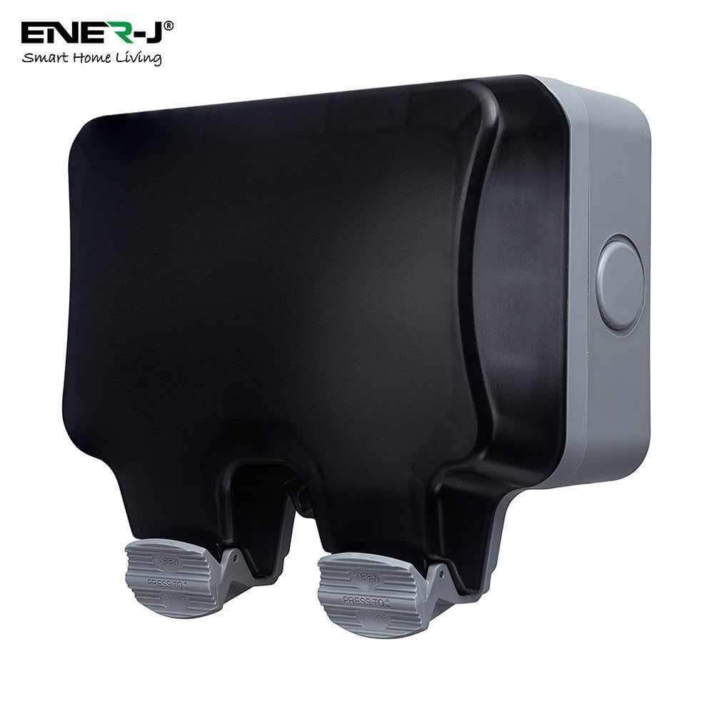 Smart WiFi Weatherproof Outdoor IP55 13A Twin USB Plug Socket - Image 3